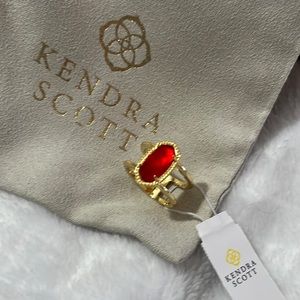 Gorgeous KENDRA SCOTT Elyse Ring in Gold sz 7